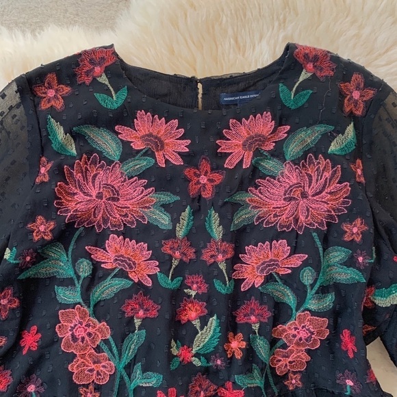 American Eagle Black Embroidered Floral Swiss Dot - Picture 4 of 8